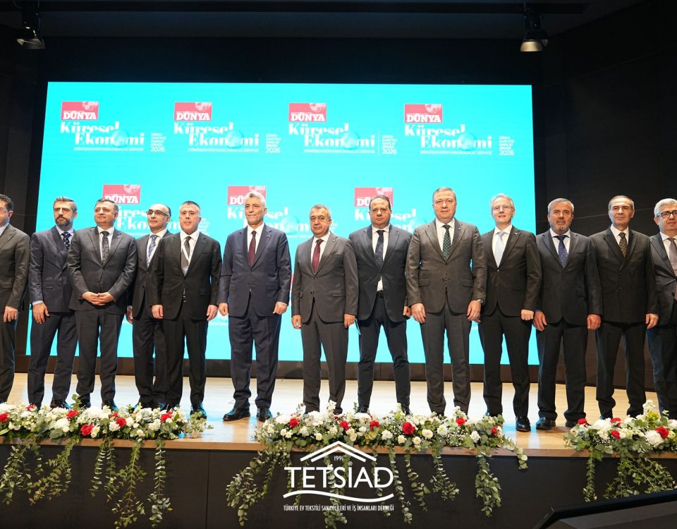 Dünya Gazetesi Zirvesi